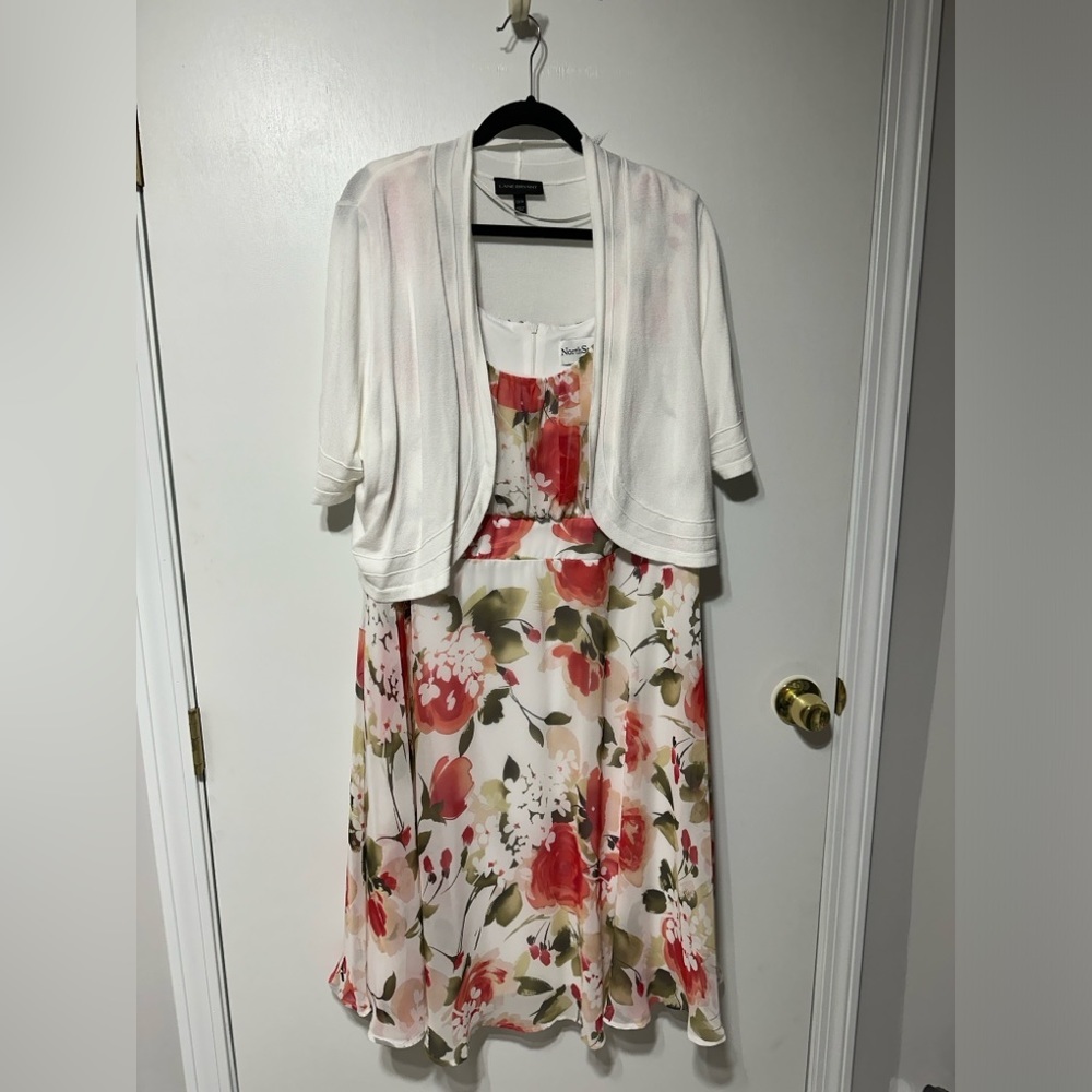 North style dress and shawl